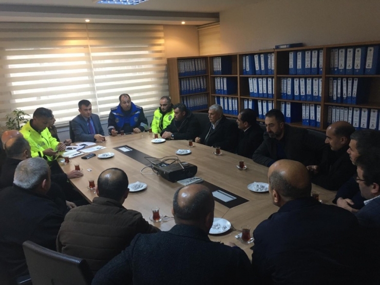 Büyükşehir Belediyesi Şoförlere Eğitim Verecek