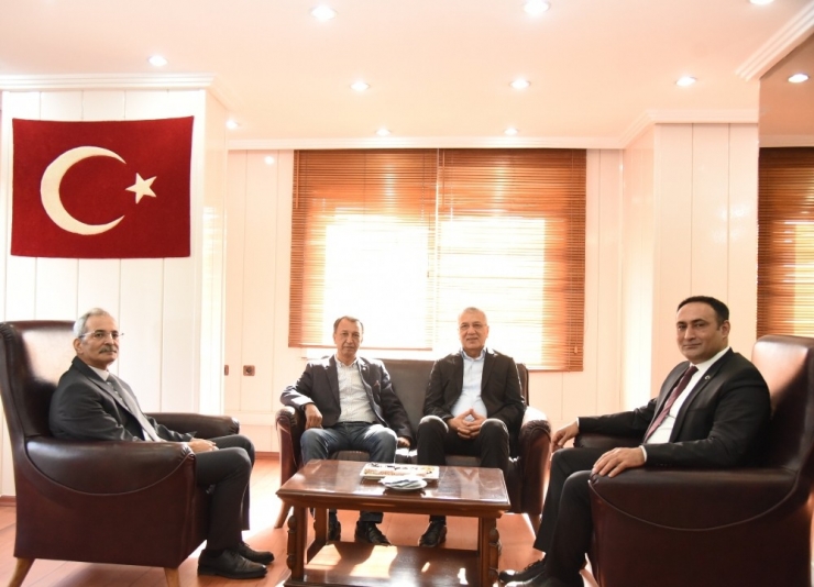 İlçe Belediye Başkanları Bir Araya Geldi