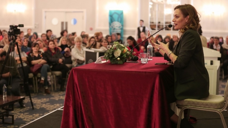 Cündübeyoğlu Nilüferli Kadın Hayranlarıyla Buluştu