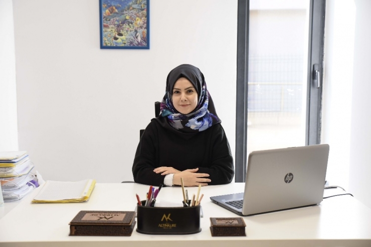 Rehber Öğretmeni Dolapcıoğlu: "Ev Ödevleri Öğrenci Gelişimine Katkı Sağlıyor"