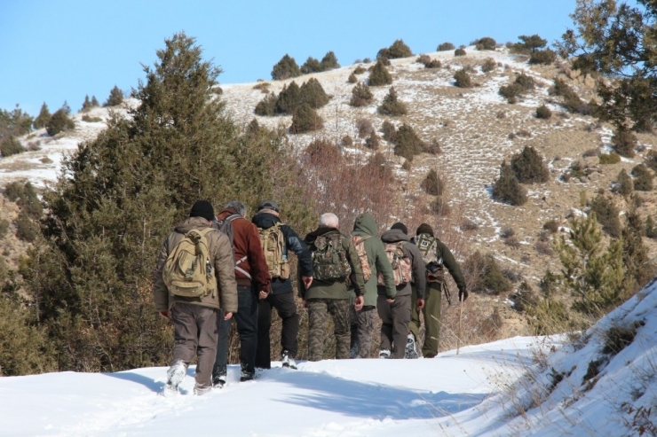 Doğaseverlerin Karda Trekking Keyfi