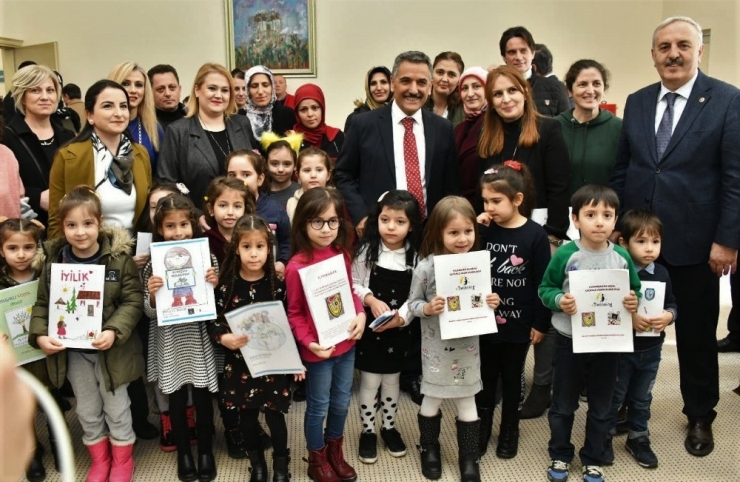 Samsun’da Minikler Anı Ve Hayallerini Kitaba Dönüştürdü