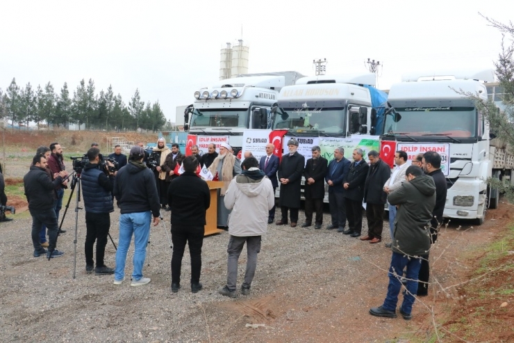 Şanlıurfa’dan İdlib’e 3 Tır İnsani Yardım Malzemesi Gönderildi