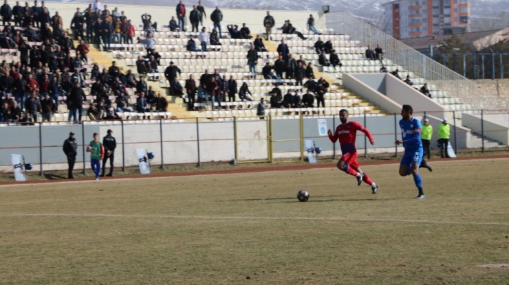 Tff 2. Lig Niğde Anadolu Fk 2 Tuzlaspor:3