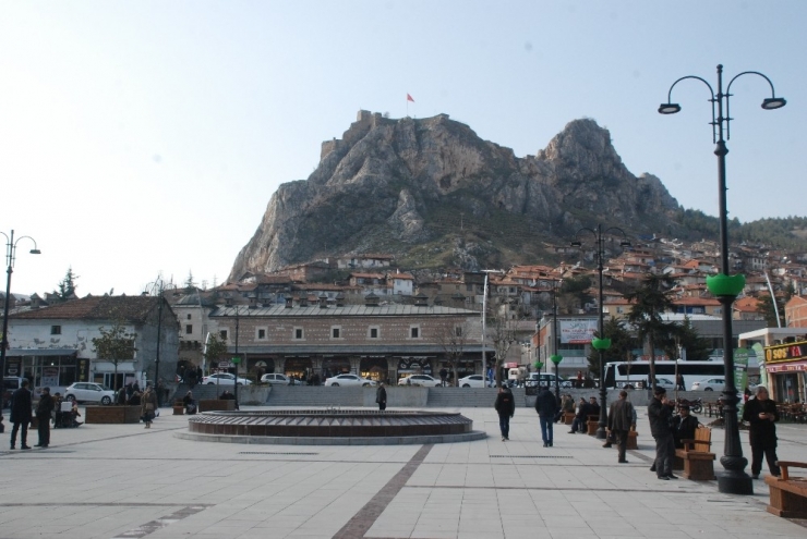 Soğuk Havanın Ardından Güneş Yüzünü Gösterdi