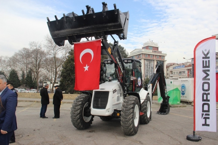 Yeni İş Makinaları Törenle Hizmete Girdi