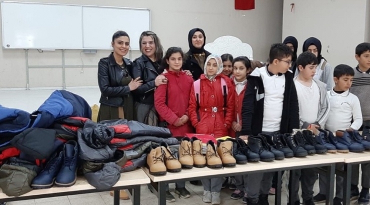 Ev Hanımlarının Yardım Durağı Şehit Cem Özgül Okulu Oldu