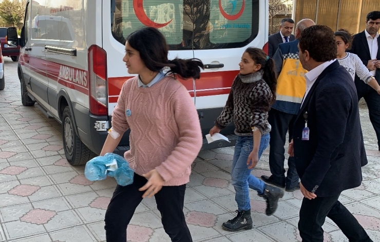 Adıyaman’da 51 Öğrenci Zehirlendi