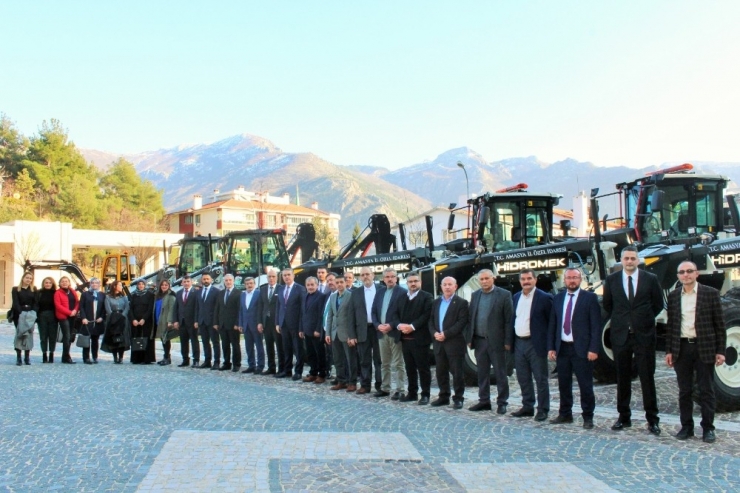 Acar: “İlimize Daha İyi Hizmet Etmenin Gayreti İçerisindeyiz”