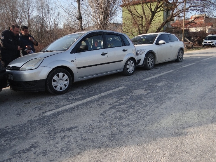 Bilecik’te Zincirleme Trafik Kazası: 3 Yaralı