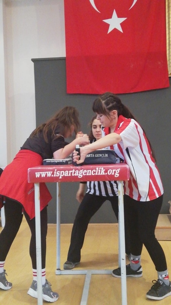 Bilek Güreşi Grup Müsabakalar Isparta’da