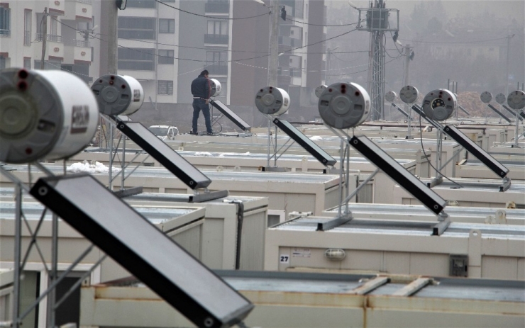 Deprem Bölgesinde Konteyner Kent Kurulumları Son Aşamaya Geldi