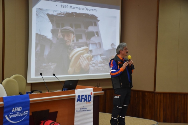 Erenler Belediyesi Afad’tan İlk Yardım Eğitimi Aldı