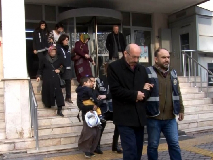 6 Suçtan Aranan Ve 16 Yıl Hapis Cezası Bulunan Firari Kadın Yakalandı