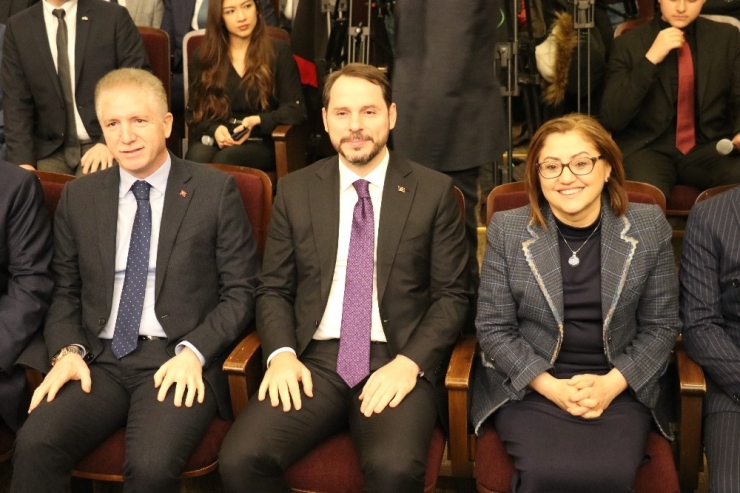 Bakan Albayrak: “Kriz Sevdalılarını Hüsrana Uğrattık”