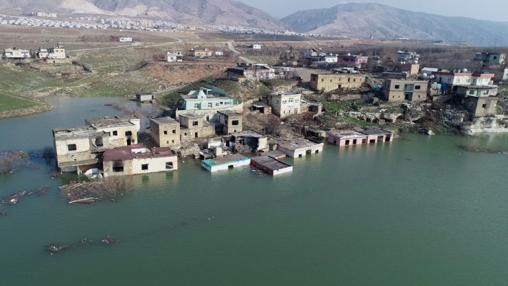 Baraj Suları Yükseldi, Hasankeyf’e Girişler Kapatıldı