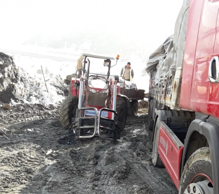 Besicilerin Çamurla İmtihanı