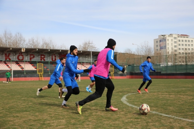 Karaköprüspor Artvin’e Hazırlanıyor