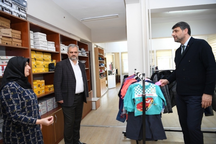 Başkan Kocaman Gönül Bağı Mağazası’nda