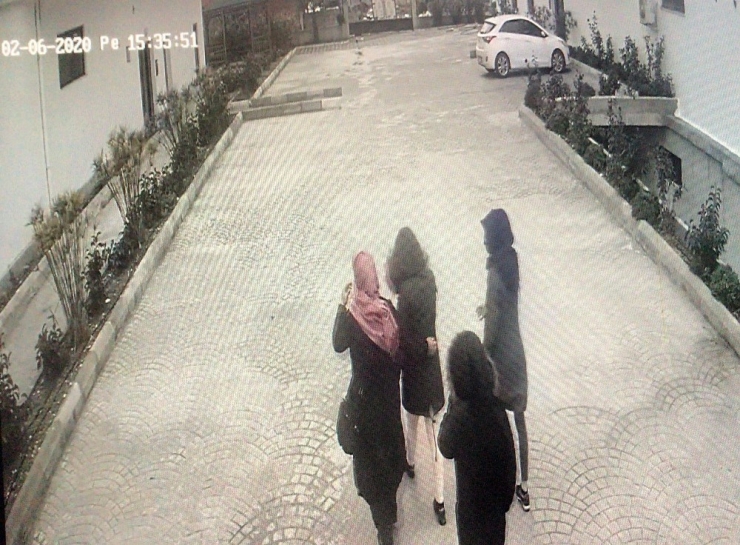 Hırsızlık Şüphelisi Kadın Pes Dedirtti: "Geri Gelip Buranın Anasını Ağlatacağım"