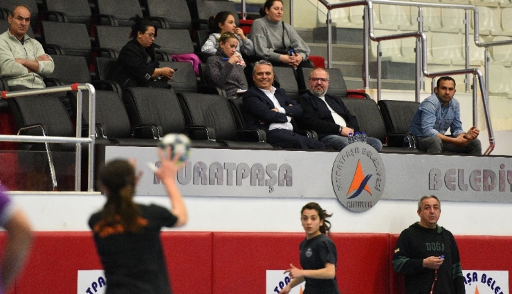 Başkan Uysal: "Hentbolda Uzun Vadeli Bir Yapılanma İçindeyiz"
