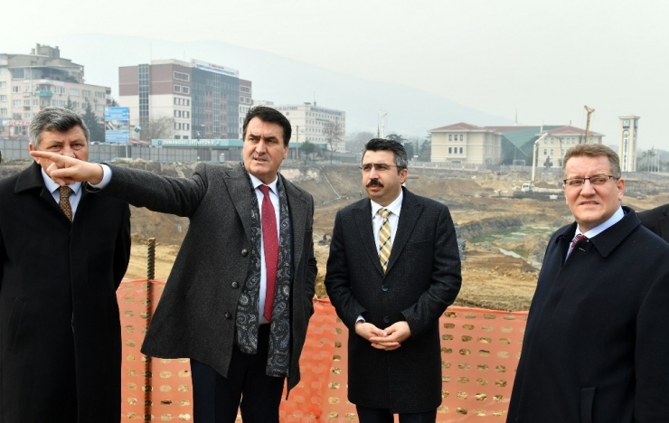 Osmangazi Meydanı’na ’Yıldırım’ Ziyaret