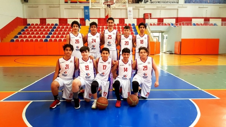 Malatyalı Öğrenciler Basketbolda Finallere Kaldı
