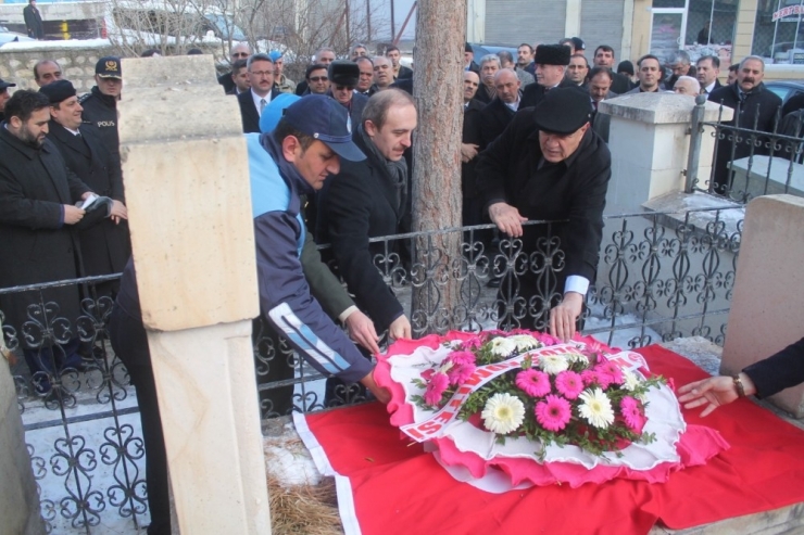 Şehit Süleyman Efendi Ve Miralay Sabri Bey Mezarı Başında Anıldı