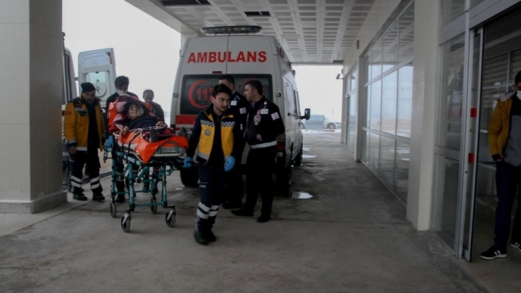 Sivas’ta 5 Kişi Karbonmonoksit Gazından Zehirlendi