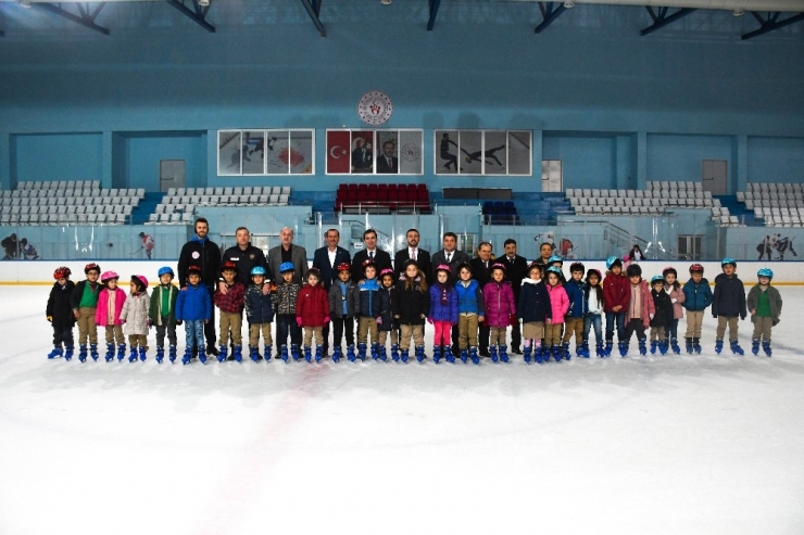 Başkan Önder Tanır’dan Gençlere Müjde