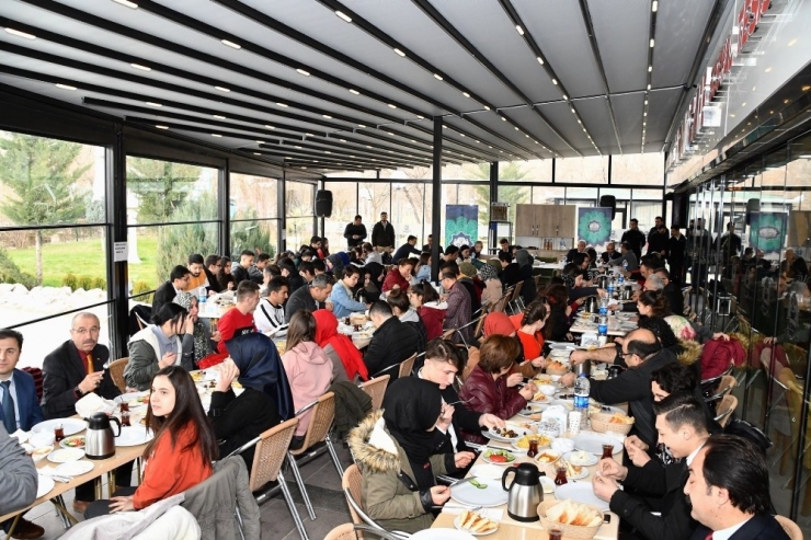 Aksaray Belediyesinin ‘Haydi Konuş Bakalım’ Münazara Yarışması Başlıyor