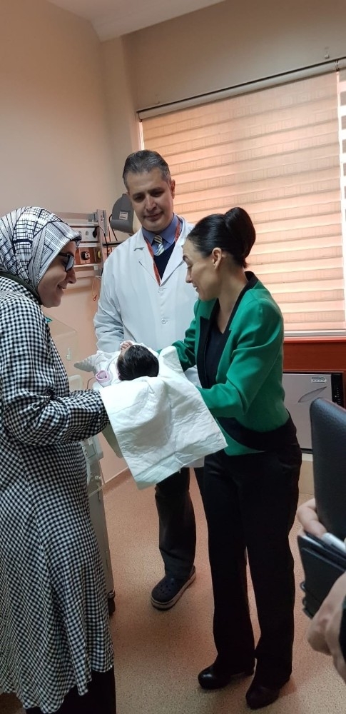 Vali Yardımcısı Beşikci’den Kelebek Bebeğe Ziyaret