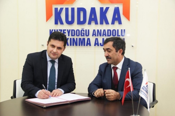 Tasarım Beceri Atölyeleri İle Hayal Et, Tasarla, Üret