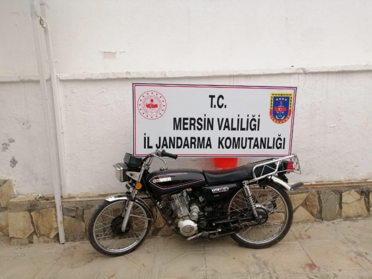 Mersin’de 4 Hırsızlık Şüphelileri Yakalandı