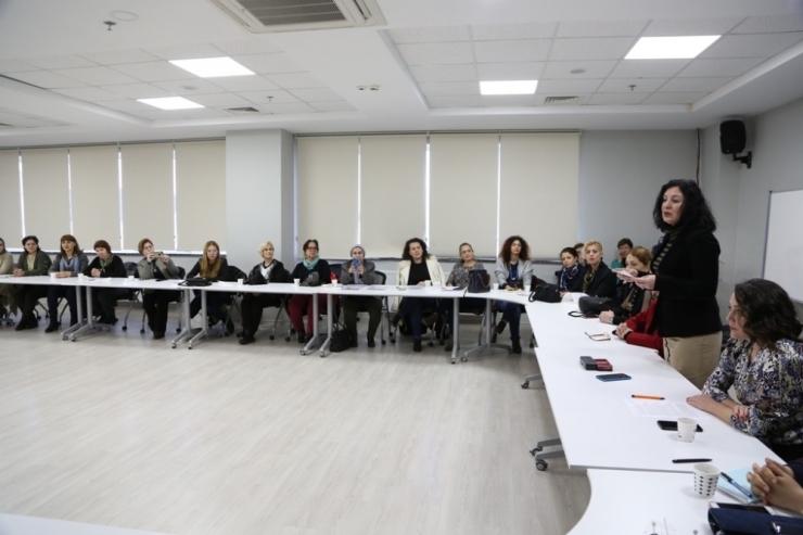 ‘Aile Kadın Ve Çocuk Komisyonu’ Nilüferli Kadınlara Tanıtıldı