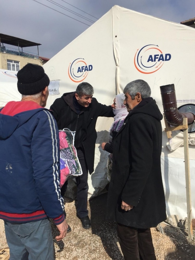 Serdivan’da Toplanan Yardımlar Elazığ’a Ulaştı