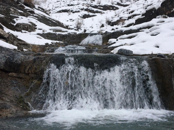 Baharın Habercisi Cemre Havaya Düştü, Buzlar Çözüldü