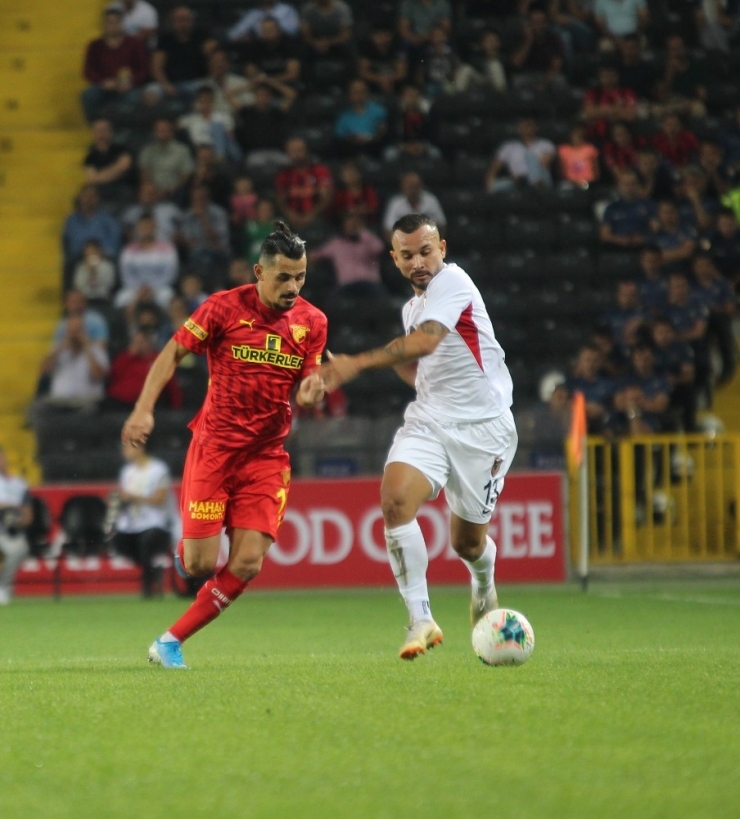 Göztepe Ve Gaziantep Fk 11. Randevuda