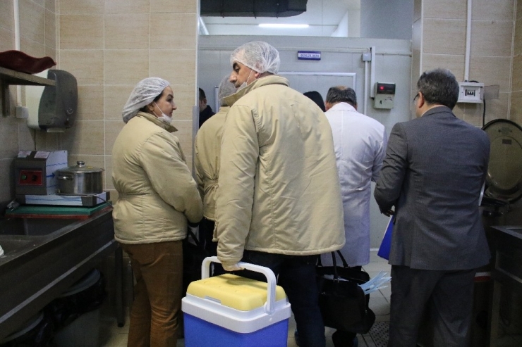 Başkent’te Okulların Yemekhaneleri Ve Kantinleri Denetlendi