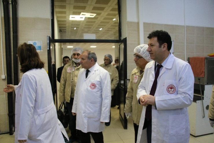 Başkent’te Okulların Yemekhaneleri Ve Kantinleri Denetlendi