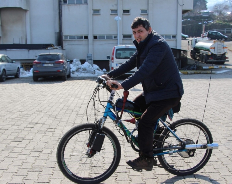 Hayali Olan Otomobili Alamayınca Bisikletine Motor Taktı