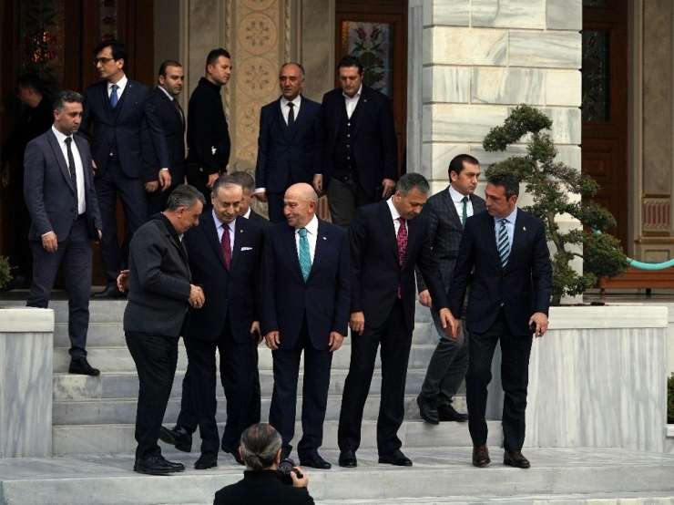 Valilikteki Futbol Zirvesi Sona Erdi