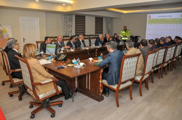 Van’da Otobüs Kazalarının Önlenmesine Yönelik Toplantı