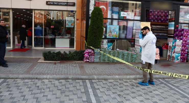 Avcılar’da Züccaciye Dükkanında Silahlı Yaralama