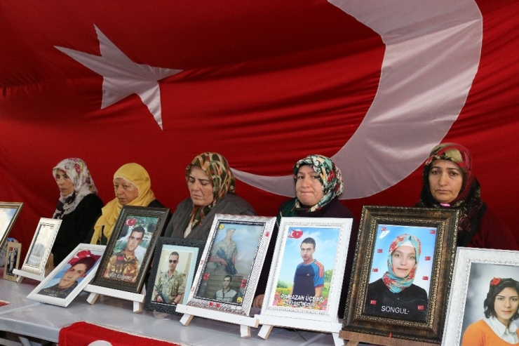 Hdp Önündeki Ailelerin Evlat Nöbeti 173’ncü Gününde