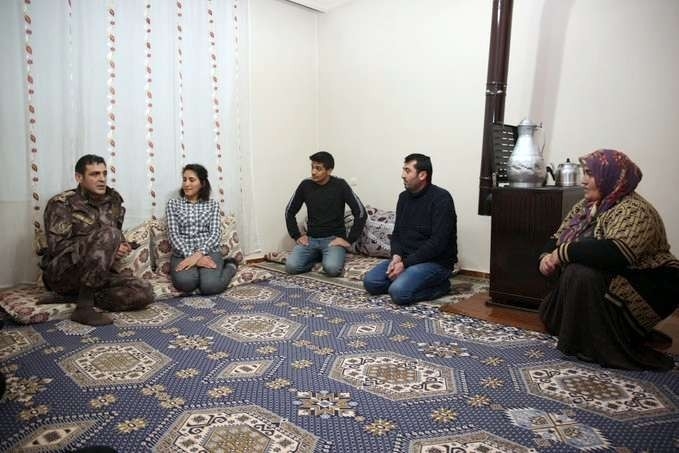 Hakkari Emniyet Müdürü Aydın’dan Ev Ziyareti