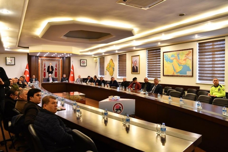 Isparta’da Otobüs Kazalarını Önlenme Toplantısı