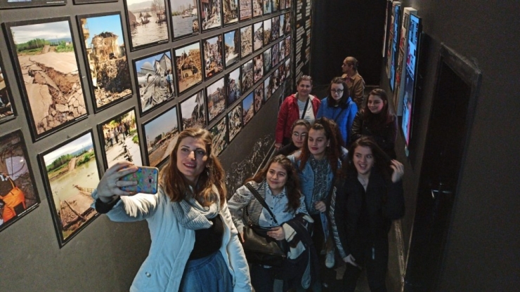 Deprem Müzesi Öğrencileri Ağırlamaya Devam Ediyor