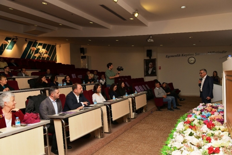 Çiğli’de Yöneticiler, Kadınlar İçin Bir Araya Geldi