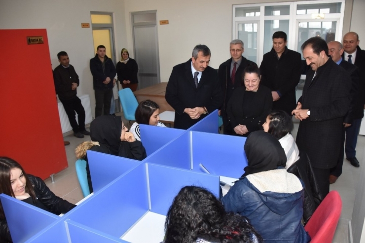 Kırıkkale’de Millet Kütüphanesi Hizmete Girdi